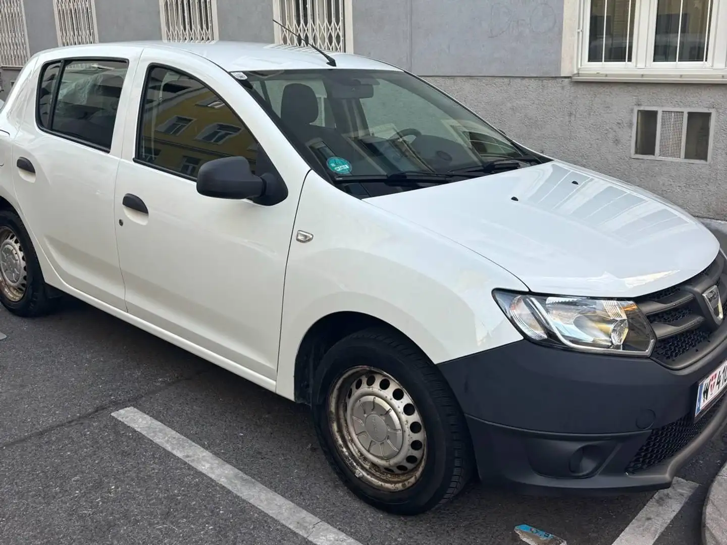 Dacia Sandero Sandero 1,2 16V 75 Weiß - 2