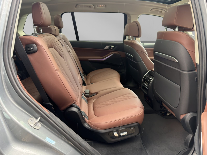 BMW X7 xDrive40d Facelift ACC 360° Kristall LED — photo 13
