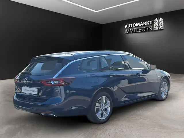 Opel Insignia view 8