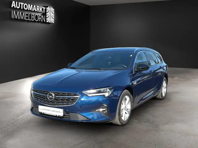 Opel Insignia view 3