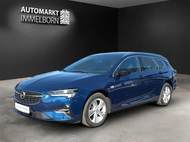 Opel Insignia view 4