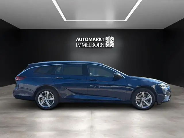 Opel Insignia view 11