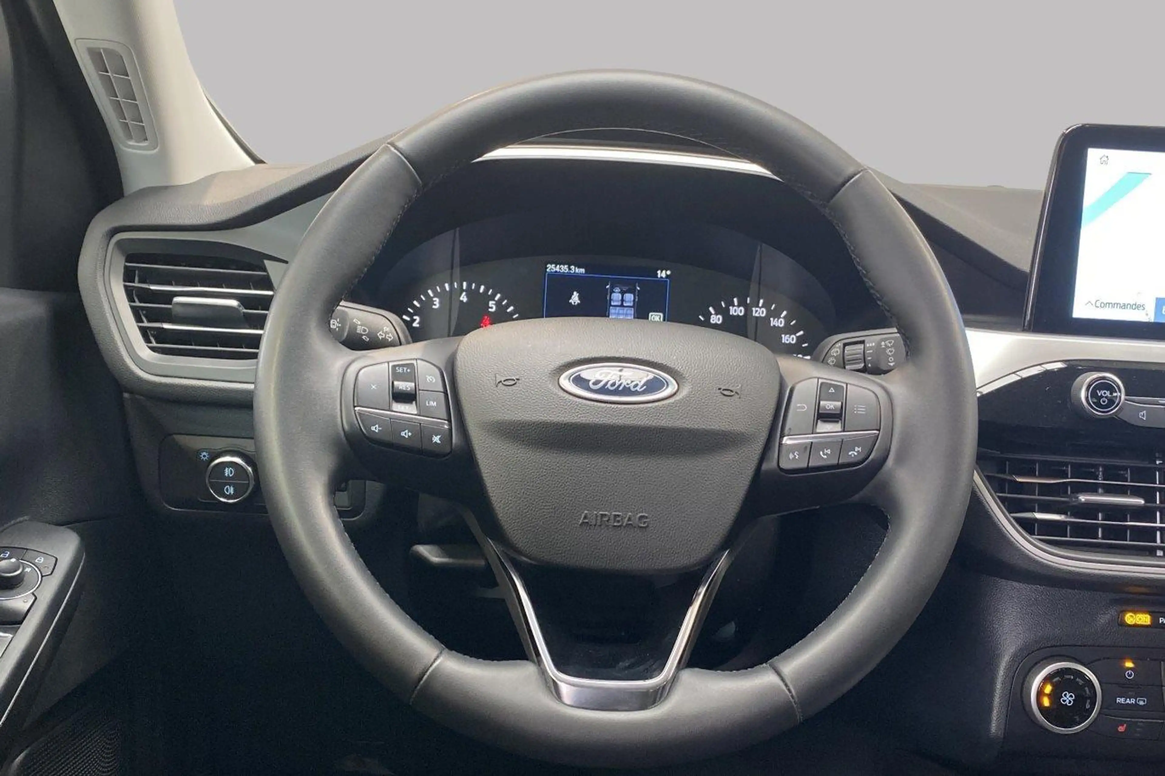 Ford Kuga Trend* Gps & Détecteurs obstacles — photo 12