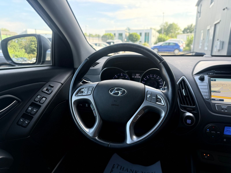 Hyundai iX35 Finale AWD *Navi*Kamera*AHK*SHZ*1.Hand* — photo 10
