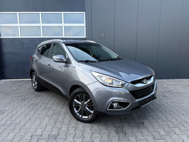 Hyundai iX35 Finale AWD *Navi*Kamera*AHK*SHZ*1.Hand* — photo 2