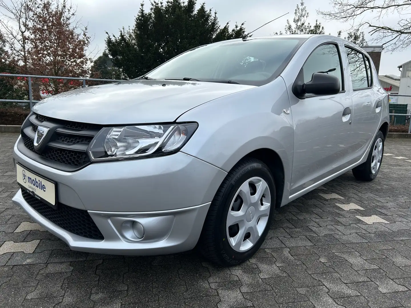 Dacia Sandero Sandero Celebration*KLIMA*INSP.+TÜV neu*SCHECKH Gris - 1