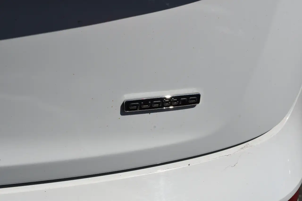 Audi Q5 снимка Audi Q5