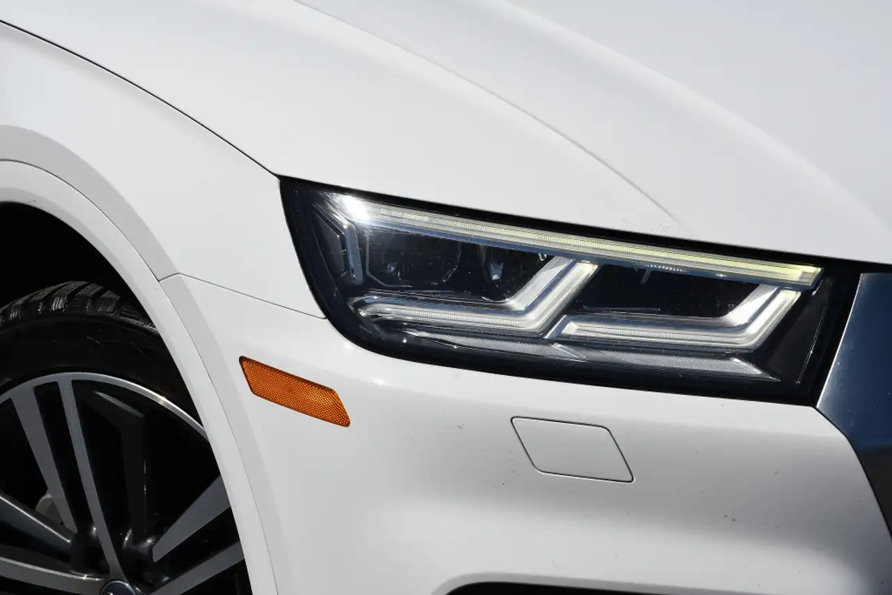 Audi Q5 снимка Audi Q5