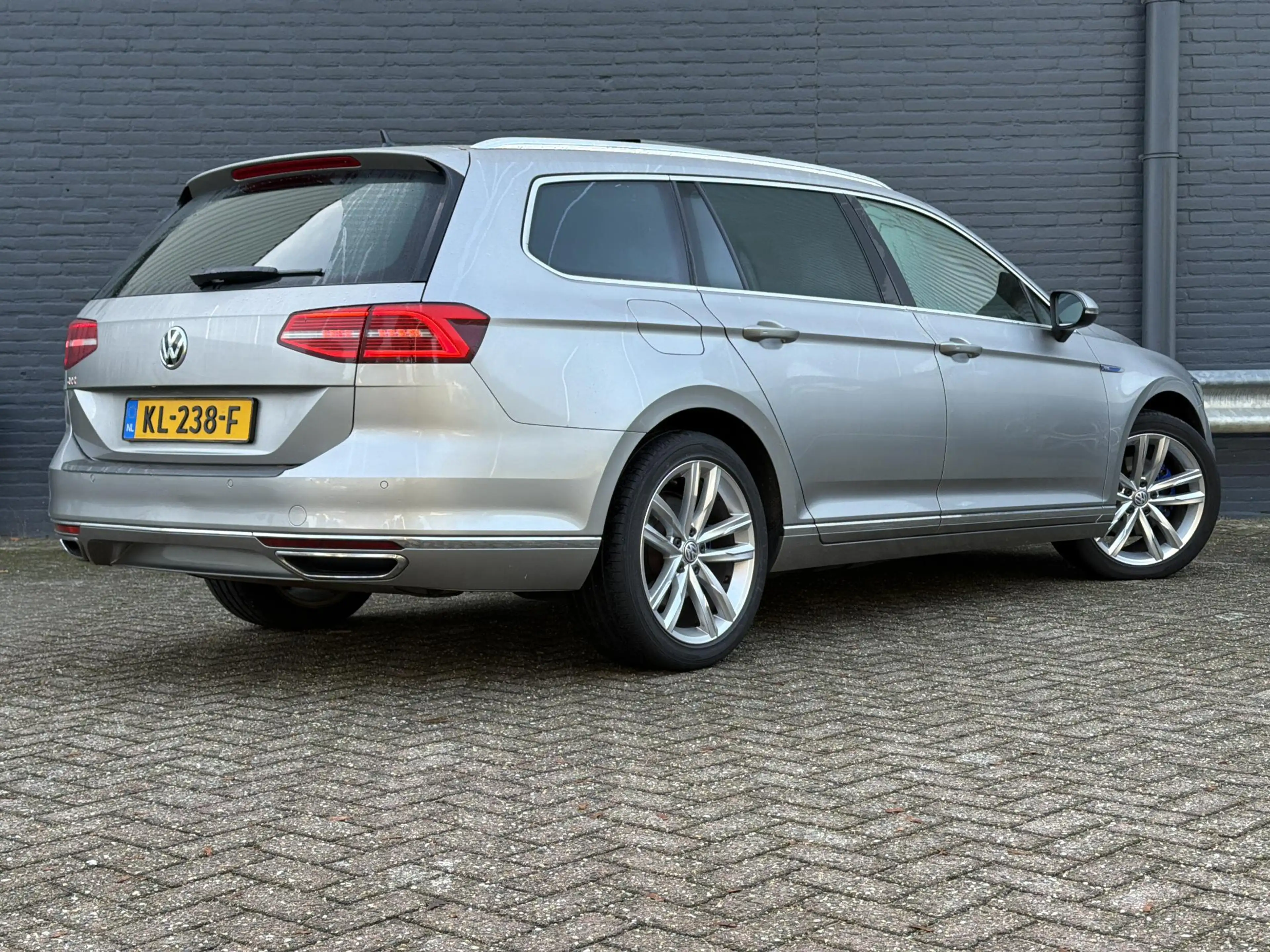 Volkswagen Passat Variant 1.4 TSI GTE Highline | Pano | Camera | Cruise | Cl — photo 2