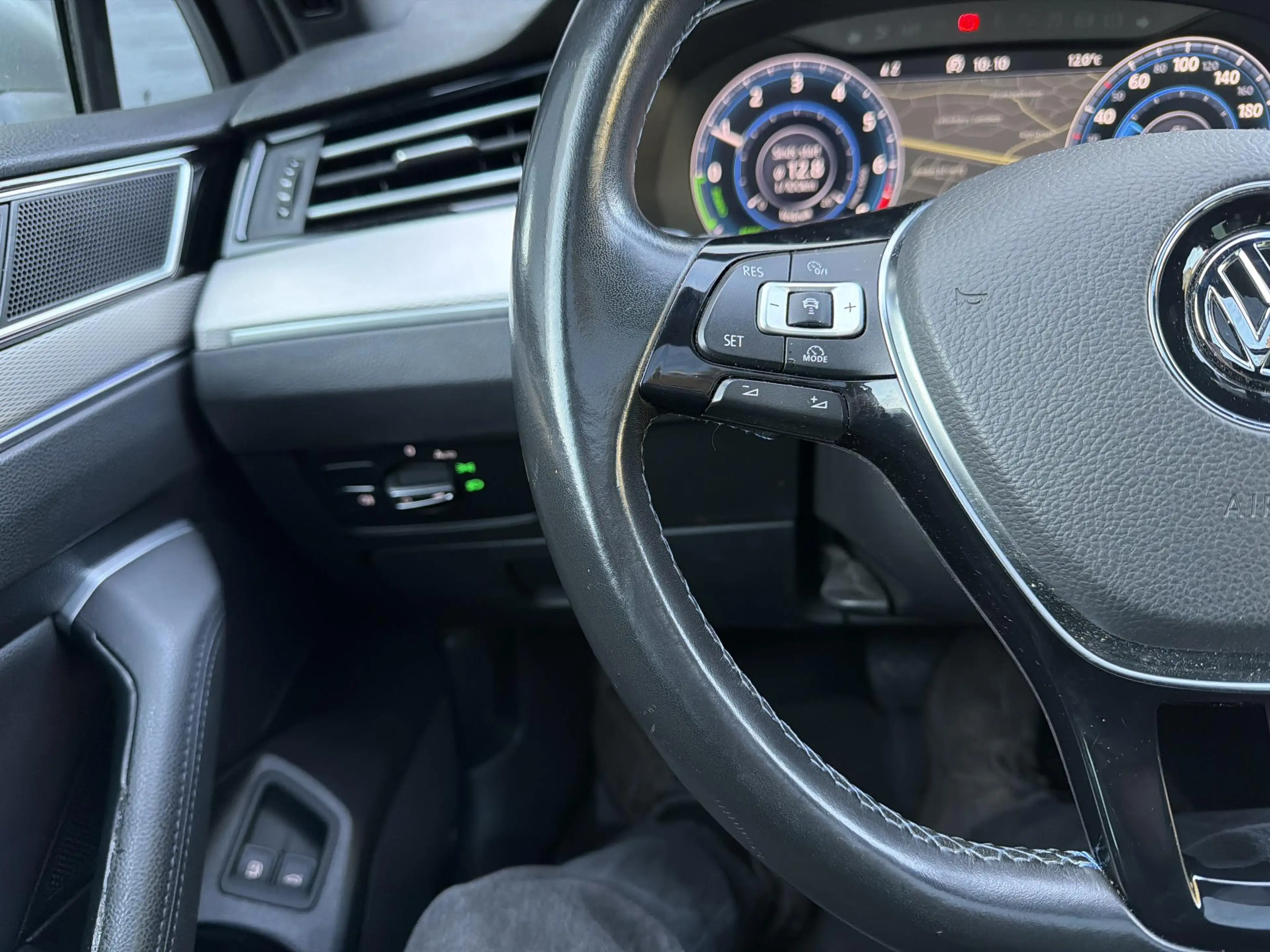 Volkswagen Passat Variant 1.4 TSI GTE Highline | Pano | Camera | Cruise | Cl — photo 10