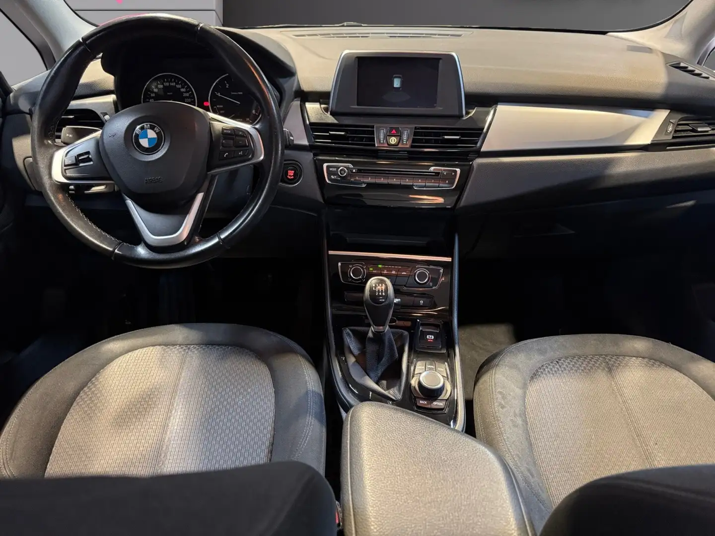 BMW Lounge Negru - 2