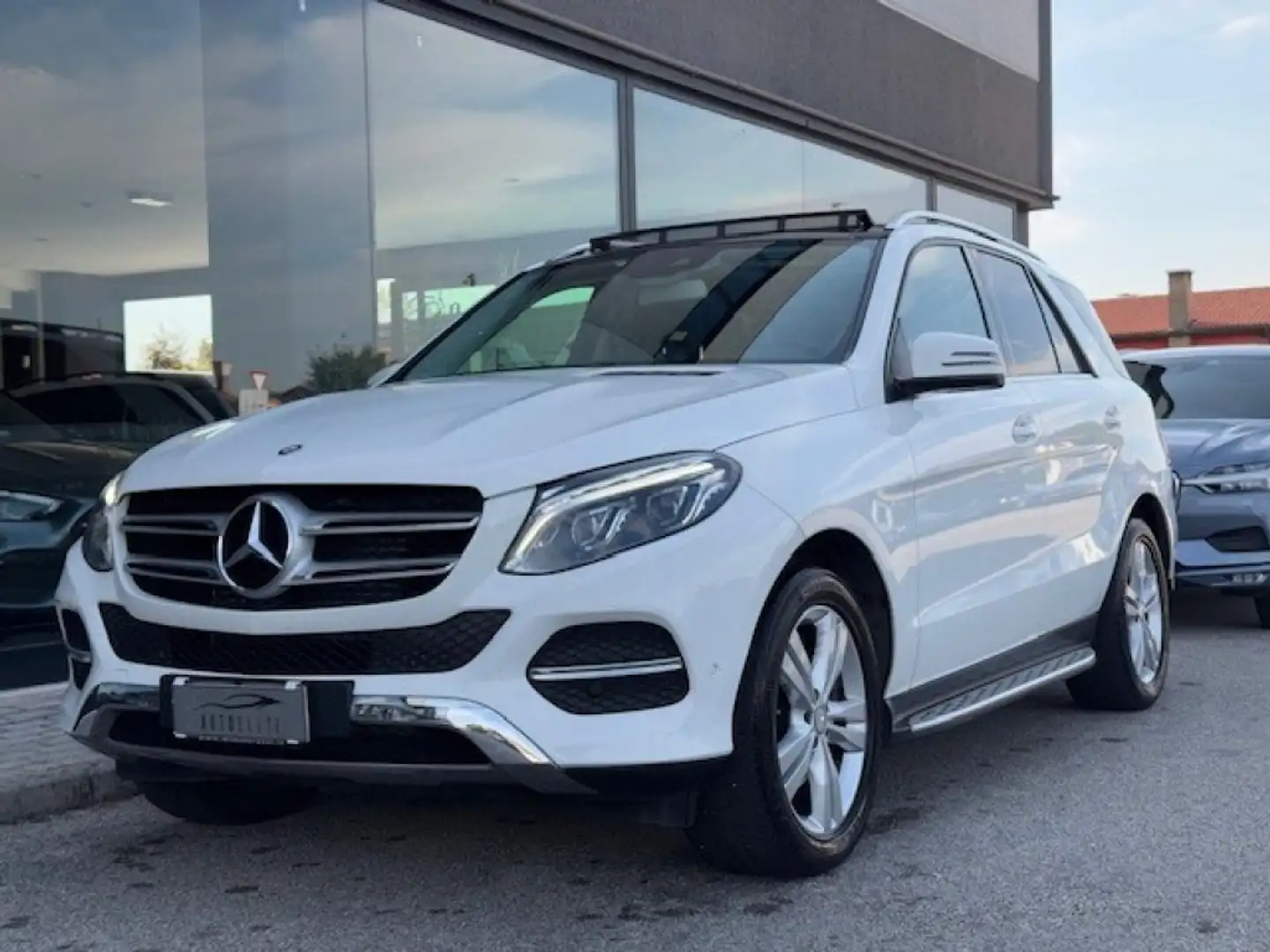 Mercedes-Benz GLE 250 d 4Matic 204CV/TETTO PANORAMICO/SPORT Bianco - 1