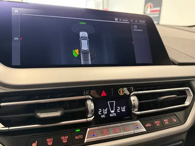 BMW 1 Series view 17