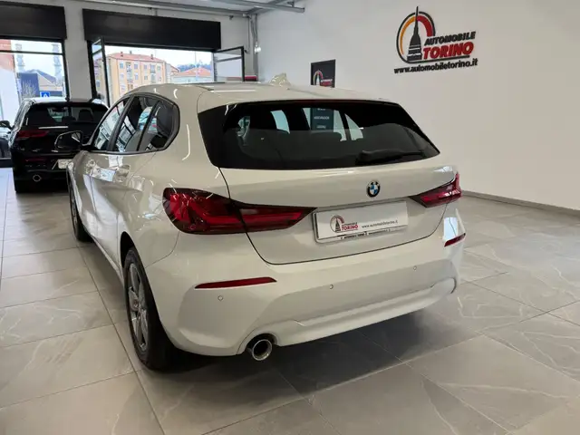 BMW 1 Series view 7