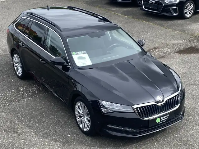 Skoda Superb Combi 1.5 TSI Ambition DSG APP LED
