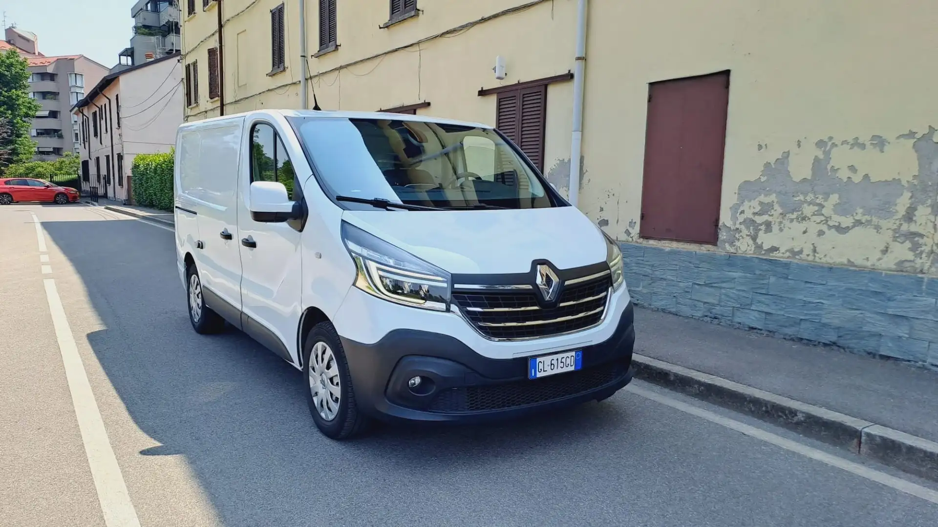 Renault Trafic - 1