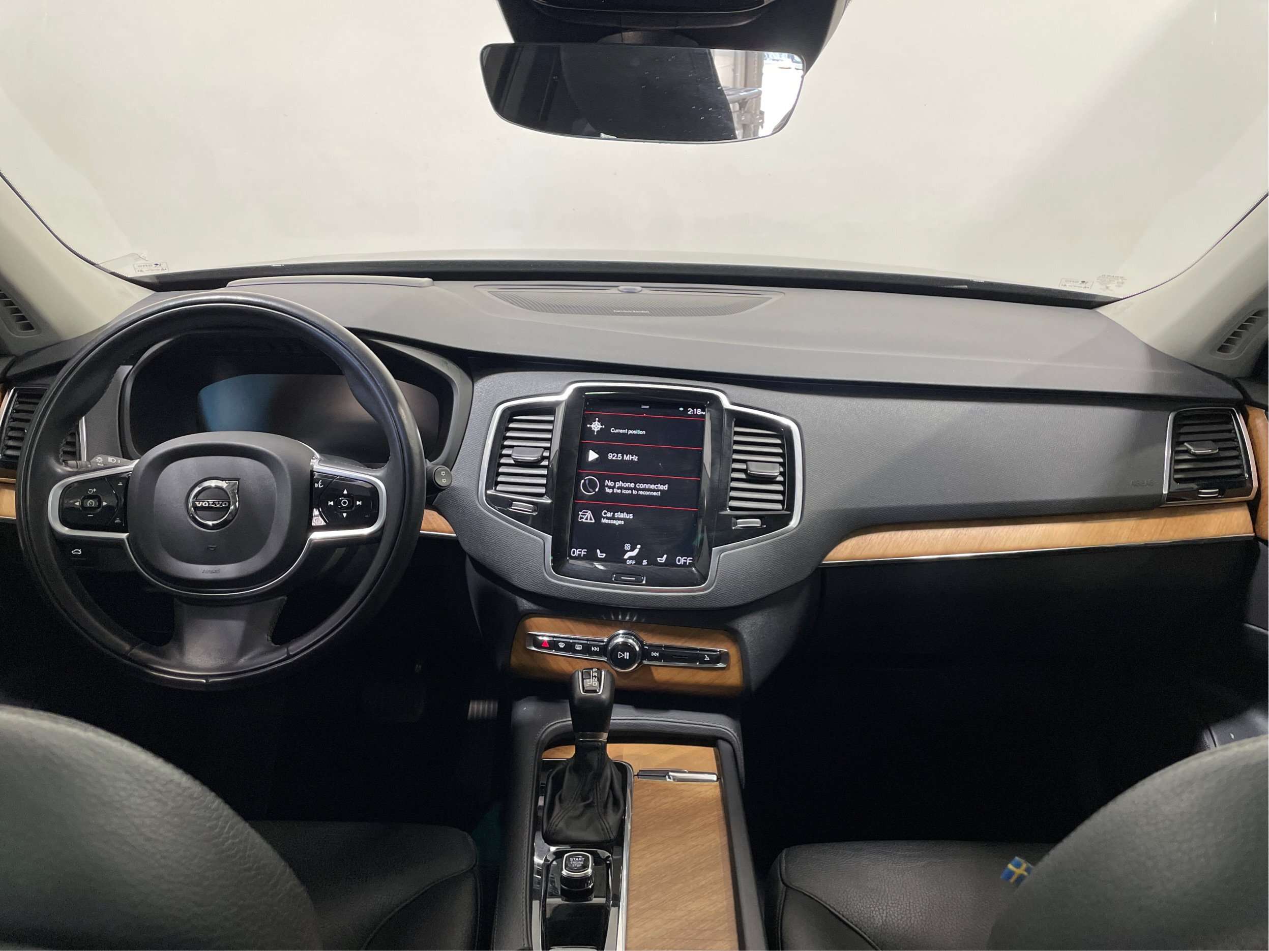 2022 Volvo XC90 T6 Momentum AWD 7 Places Cuir Toit Pano GPS Sièges — снимка 1