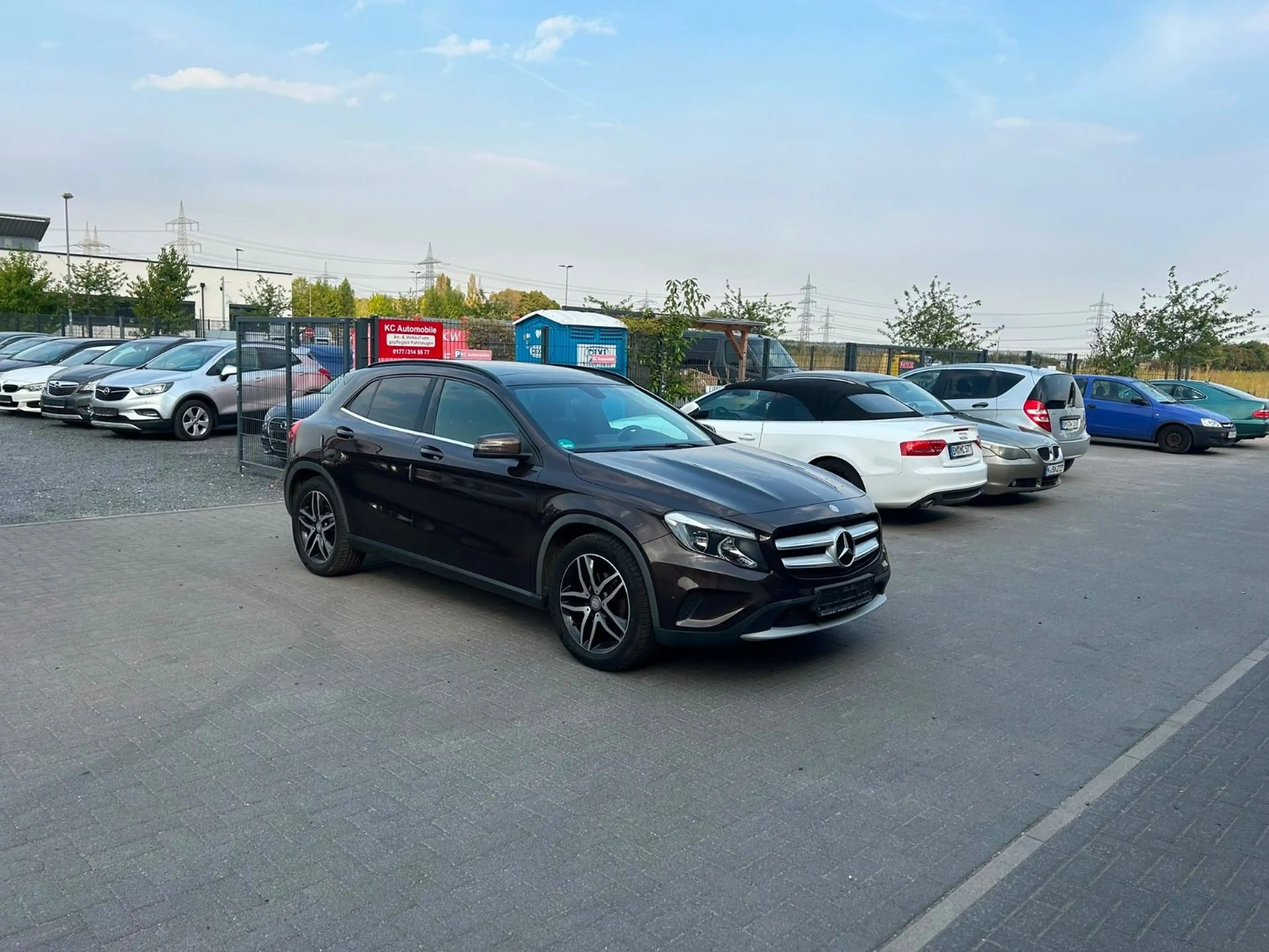 Mercedes-Benz GLA 200 GLA GLA 200*PANORAMA*NAVI*TÜV NEU*SERVICE NEU*