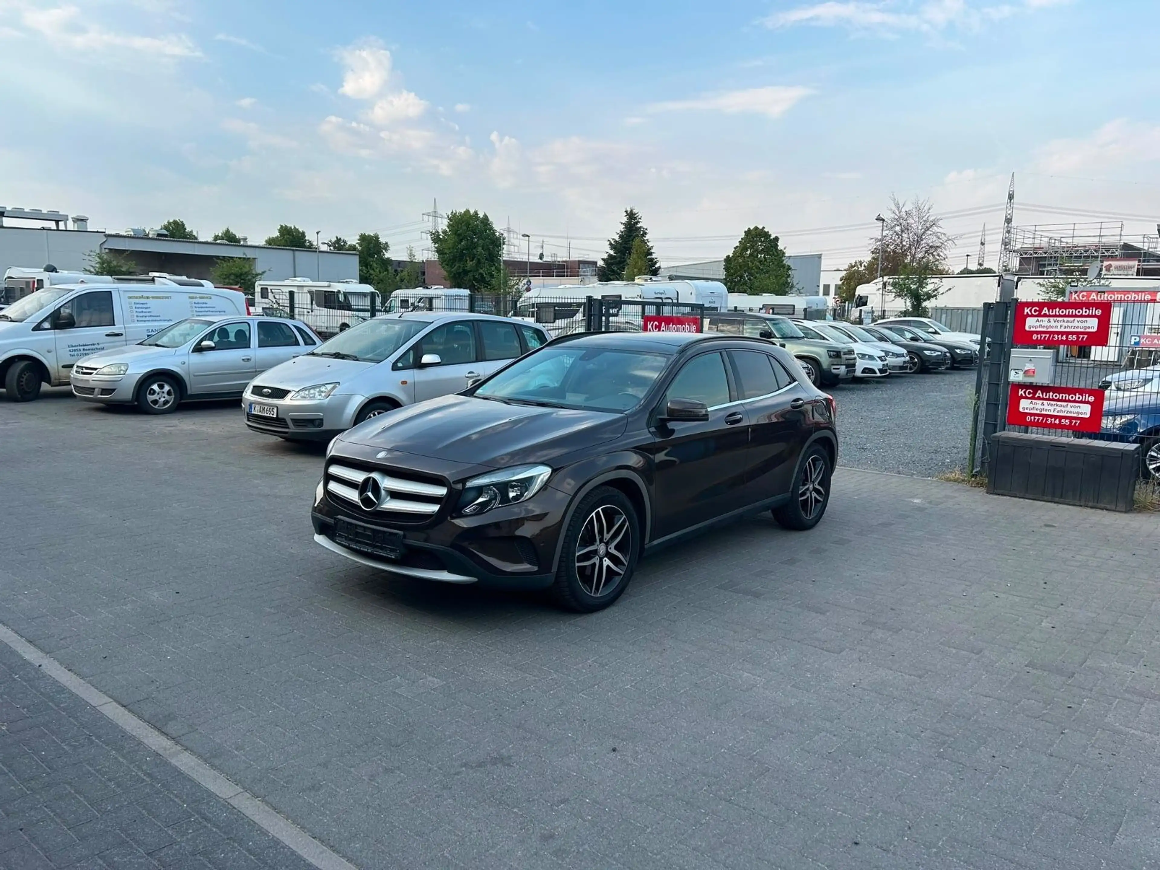 Mercedes-Benz GLA 200 GLA GLA 200*PANORAMA*NAVI*TÜV NEU*SERVICE NEU* — photo 3