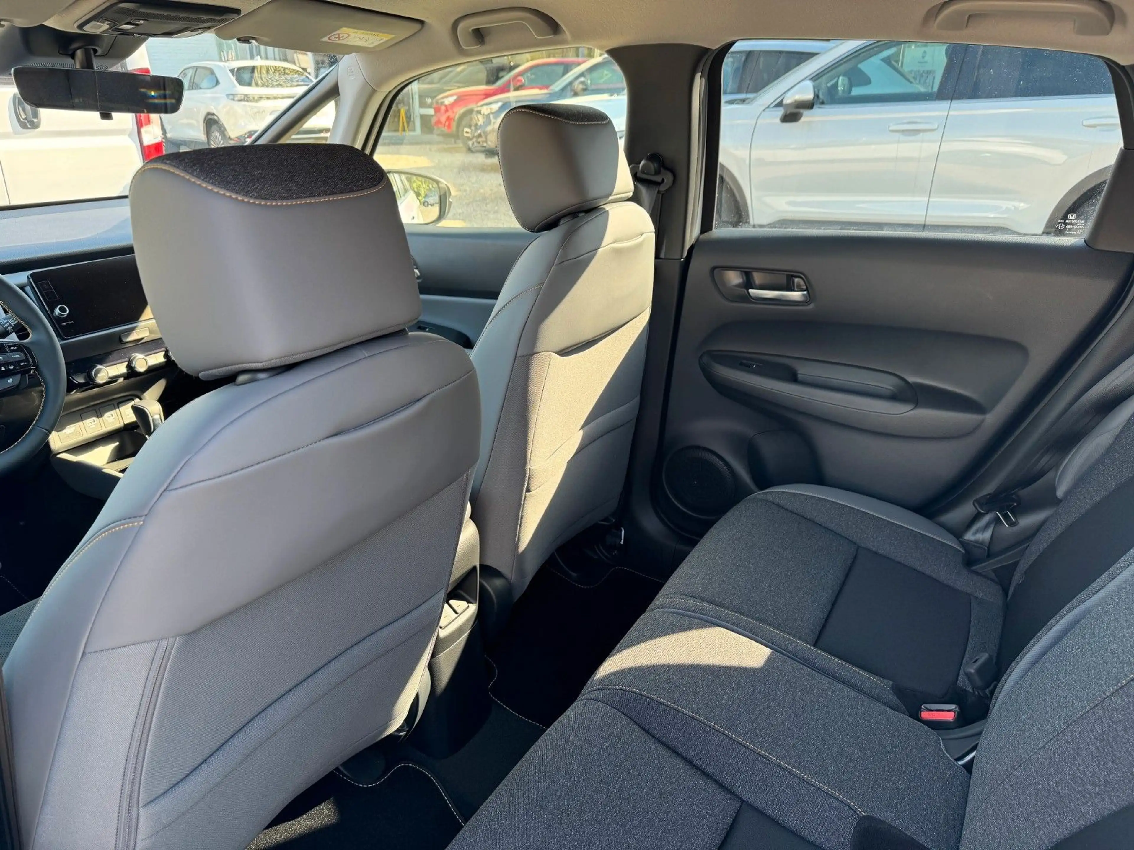 Honda Jazz 1.5 i-MMD Hybrid Advance Sport *LIEFERBAR* — photo 12