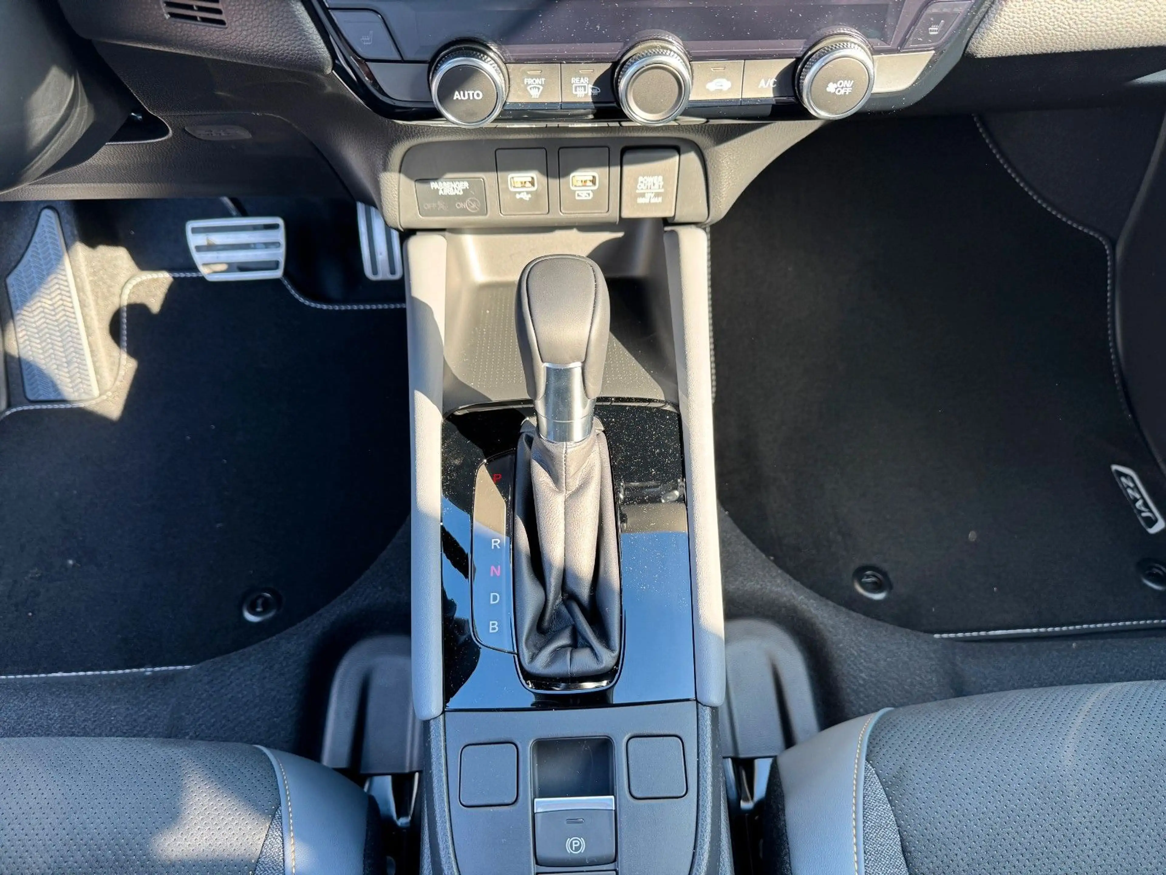 Honda Jazz 1.5 i-MMD Hybrid Advance Sport *LIEFERBAR* — photo 15