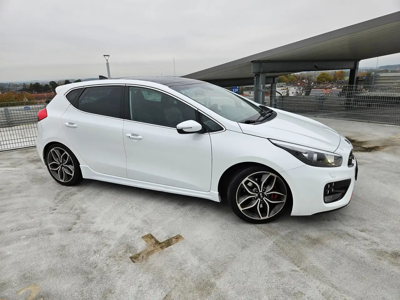 Kia Ceed / cee