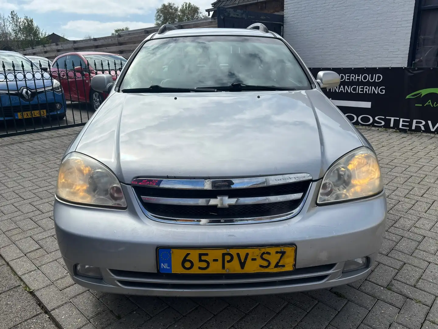 Chevrolet Nubira Station Wagon 1.8-16V Style | nieuwe apk keuring ! Grau - 2