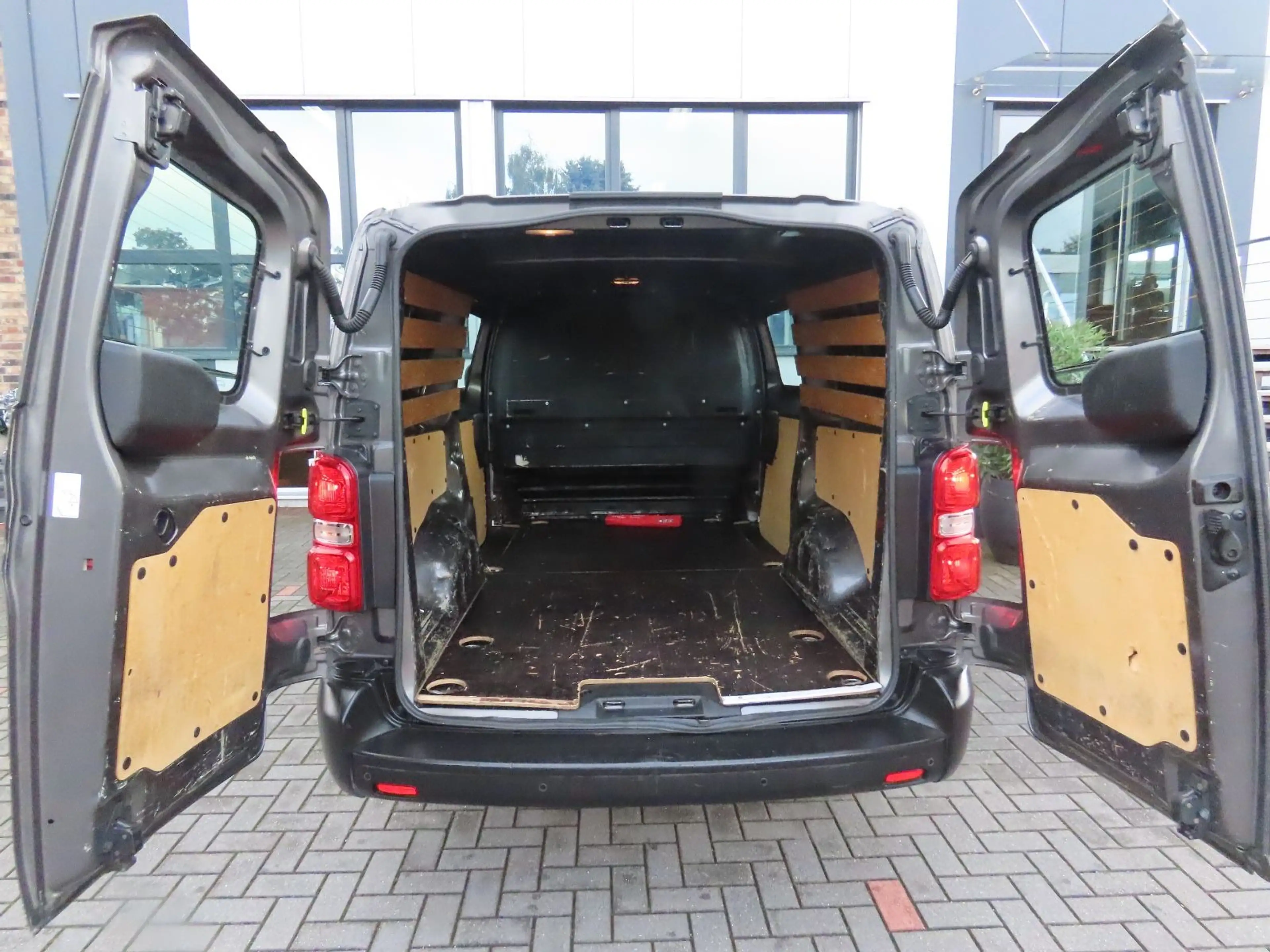 Citroen Jumpy Kasten Business XL Klima CarPlay PDC — photo 7