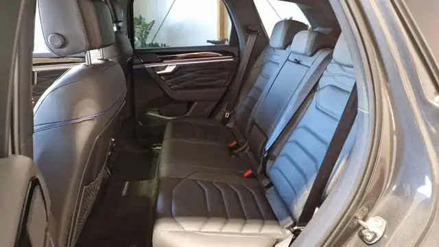 Volkswagen Touareg 4Motion V6 TSI eHybrid PHEV '''' R-LINE '''' Ansicht 11