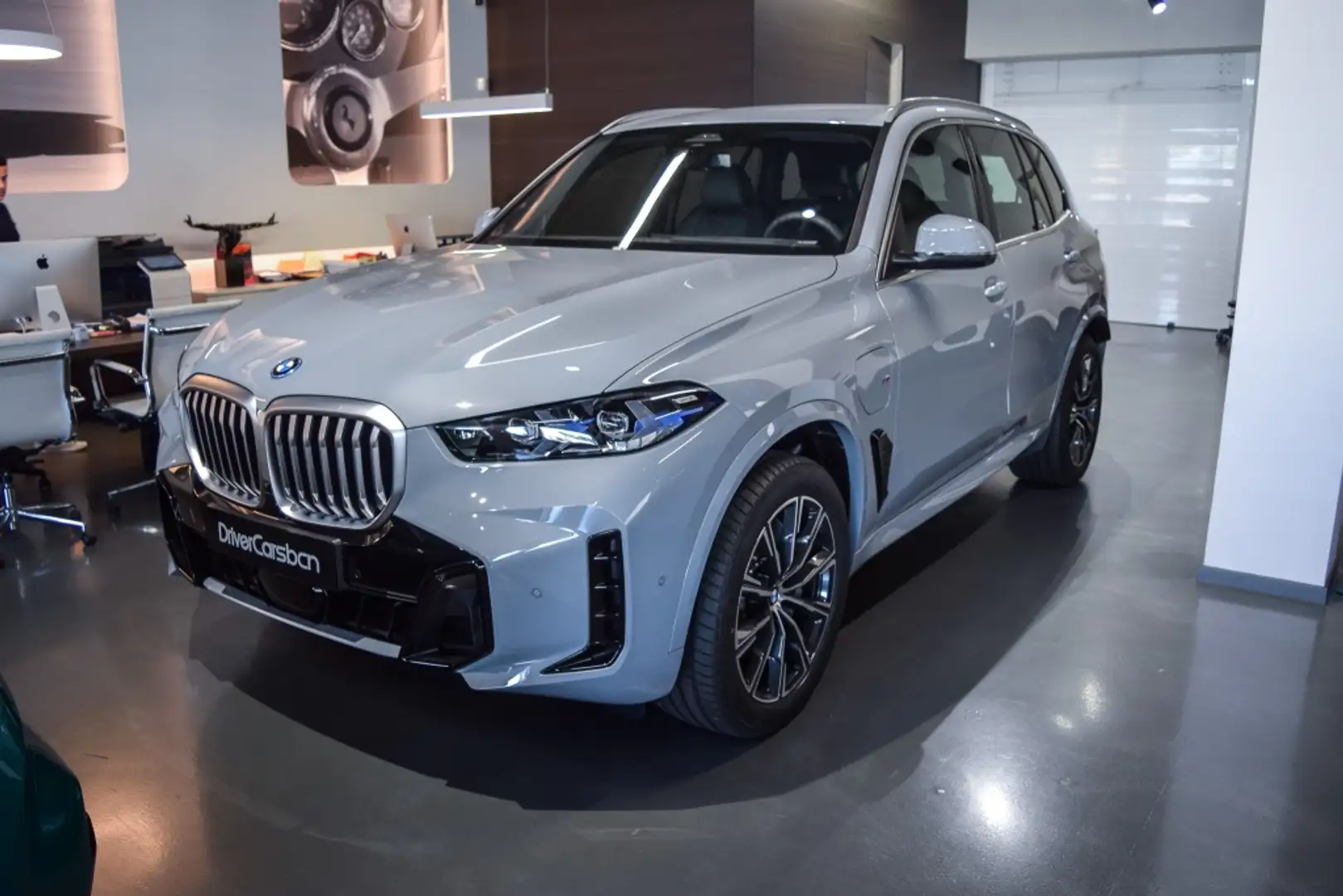 BMW X5 xDrive 50e xLine M Sport Grau - 2