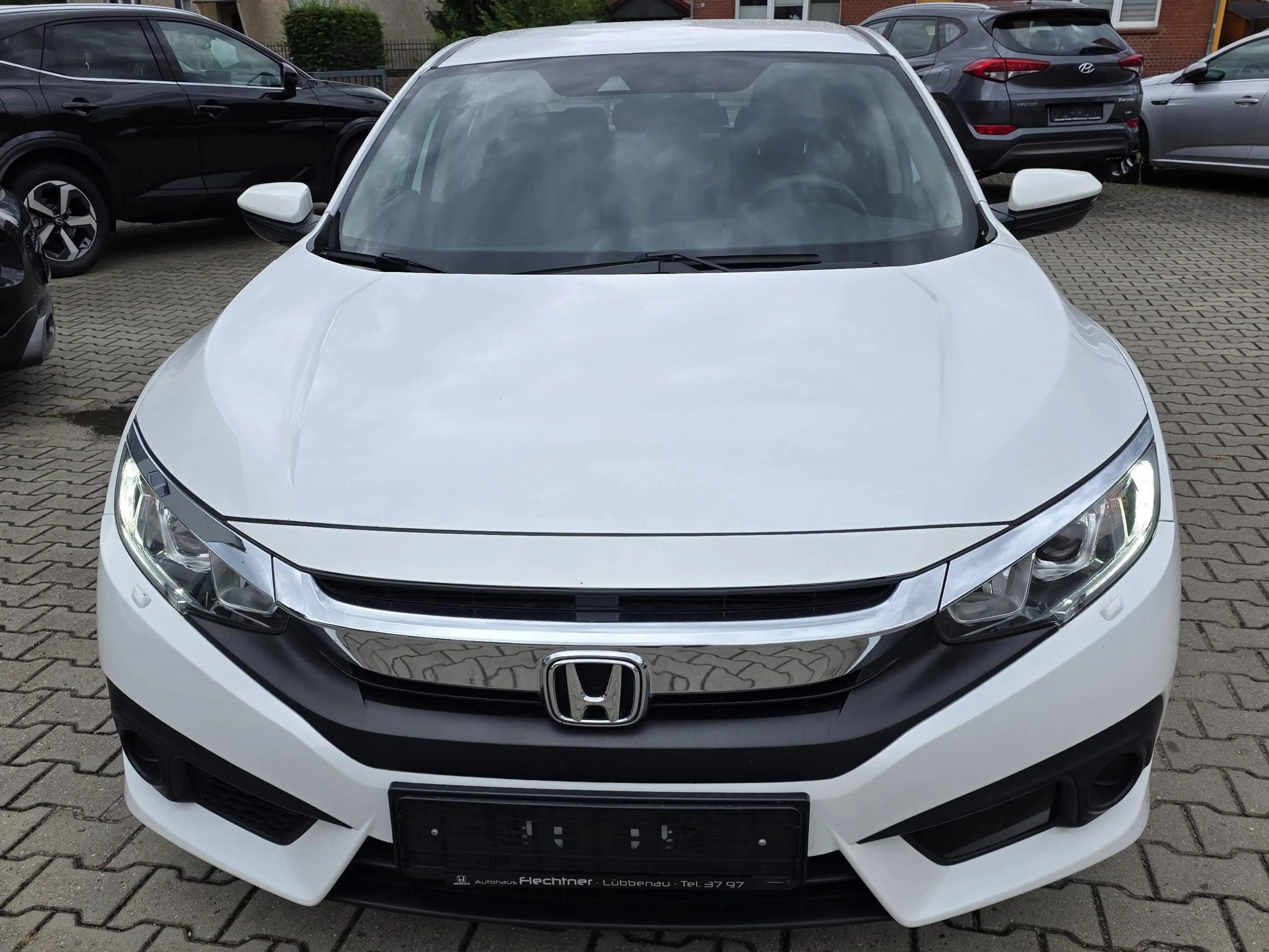 Honda Civic 1.5 Comfort — photo 2