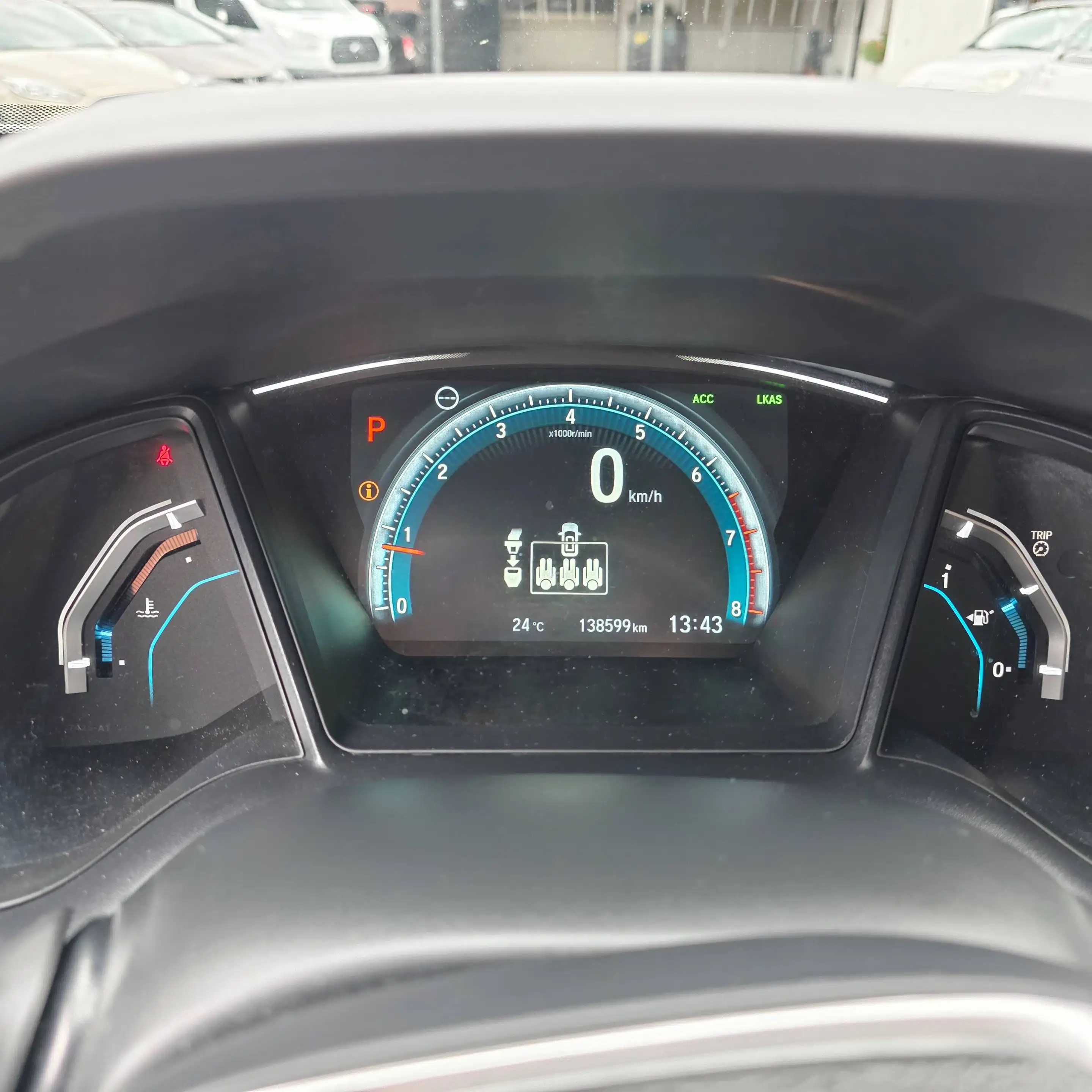 Honda Civic 1.5 Comfort — photo 12