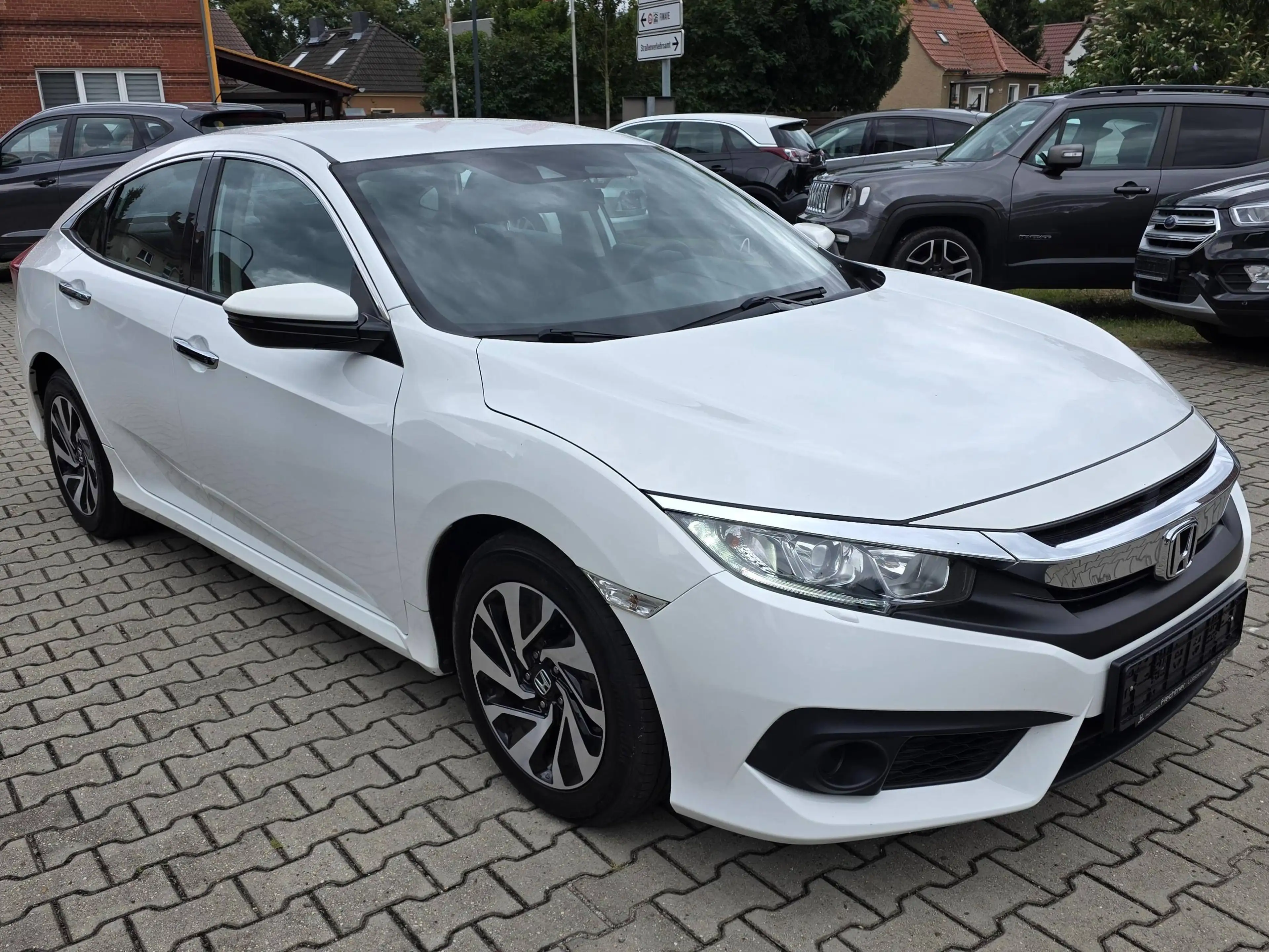 Honda Civic 1.5 Comfort — photo 3