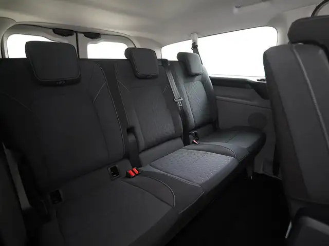 Ford Transit Custom view 29