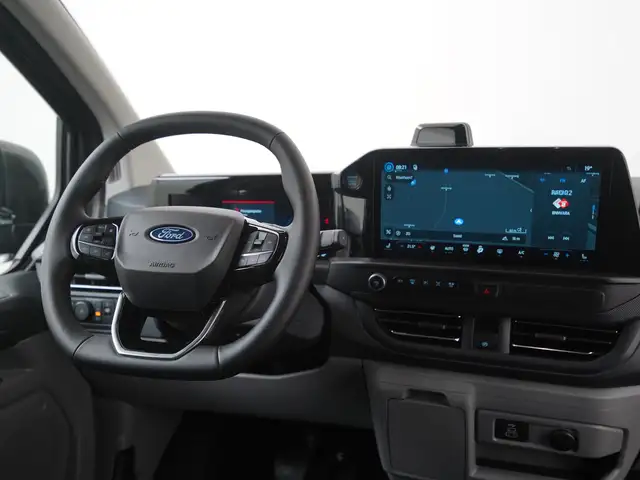 Ford Transit Custom view 5