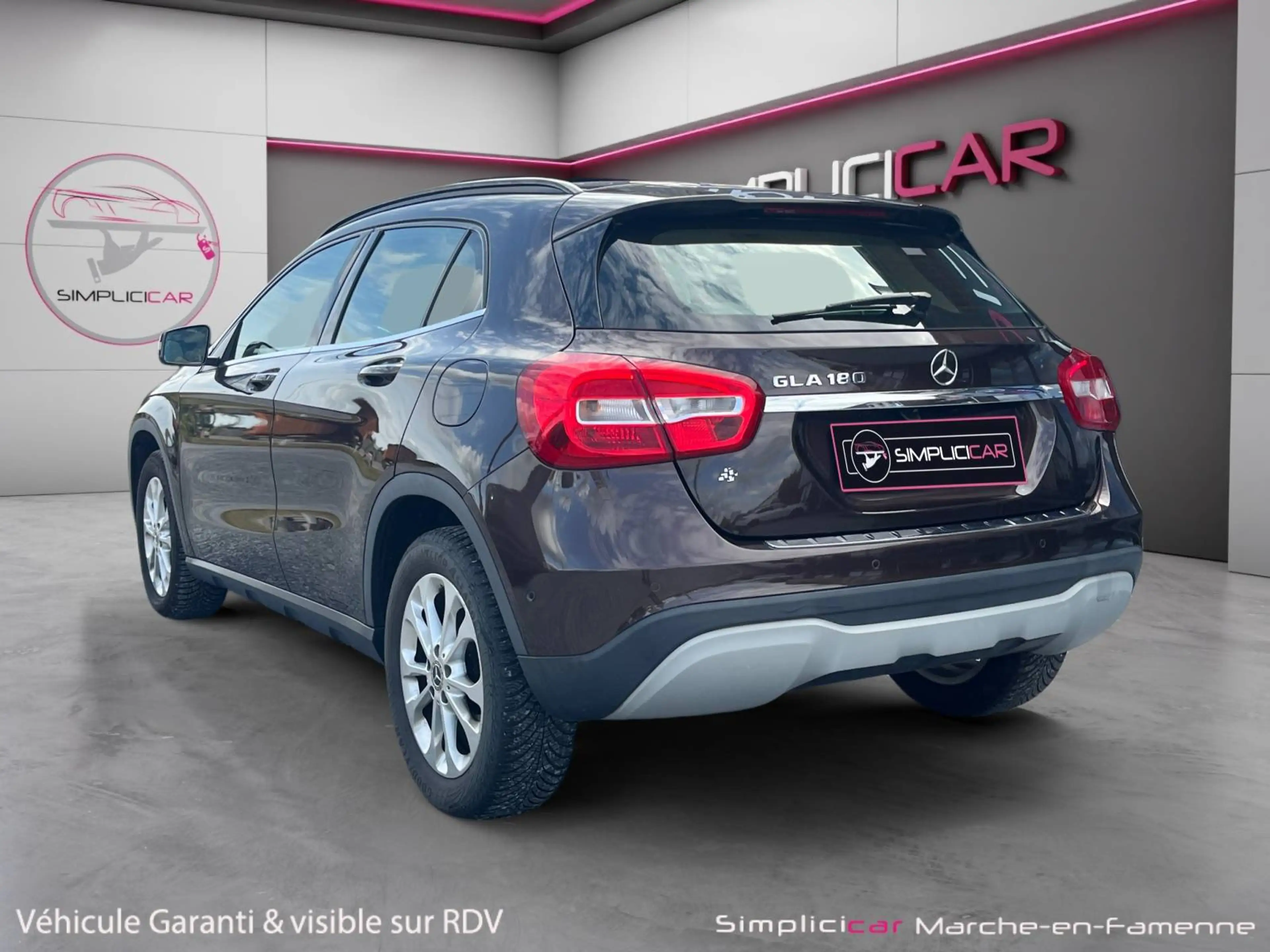 Mercedes-Benz GLA 180 GLA 180 Business Solution (EU6.2) — photo 6