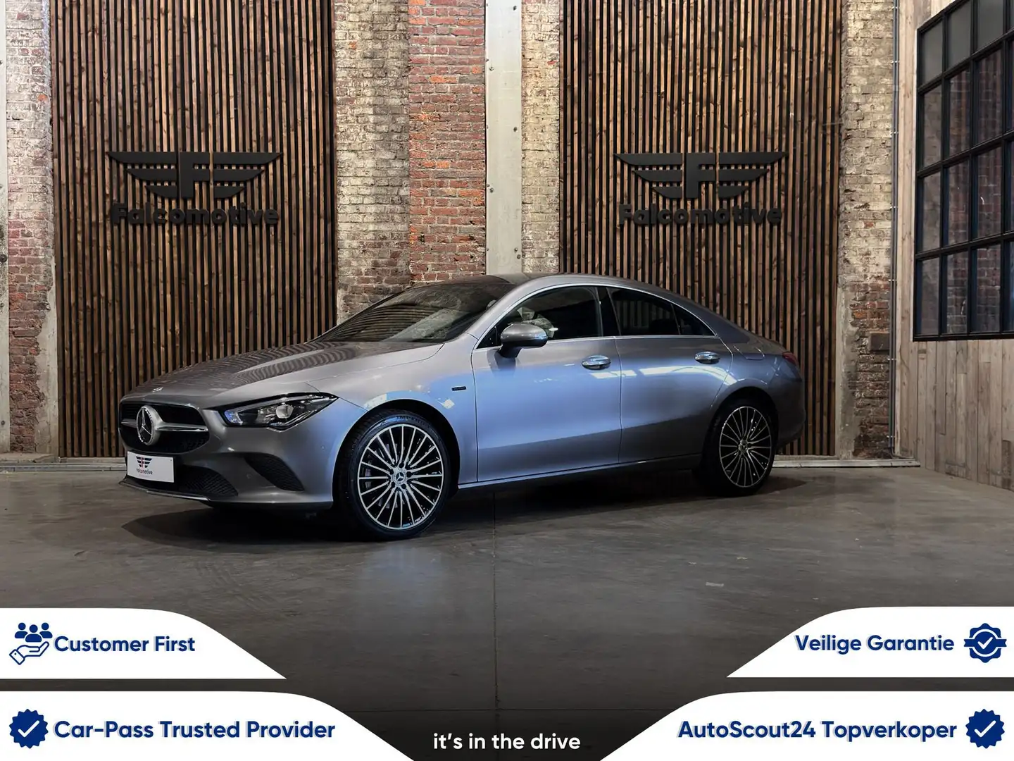 Mercedes-Benz CLA 250 e*PHEV*PANODAK*NAVI-MBUX*DAB*LED* Grijs - 1