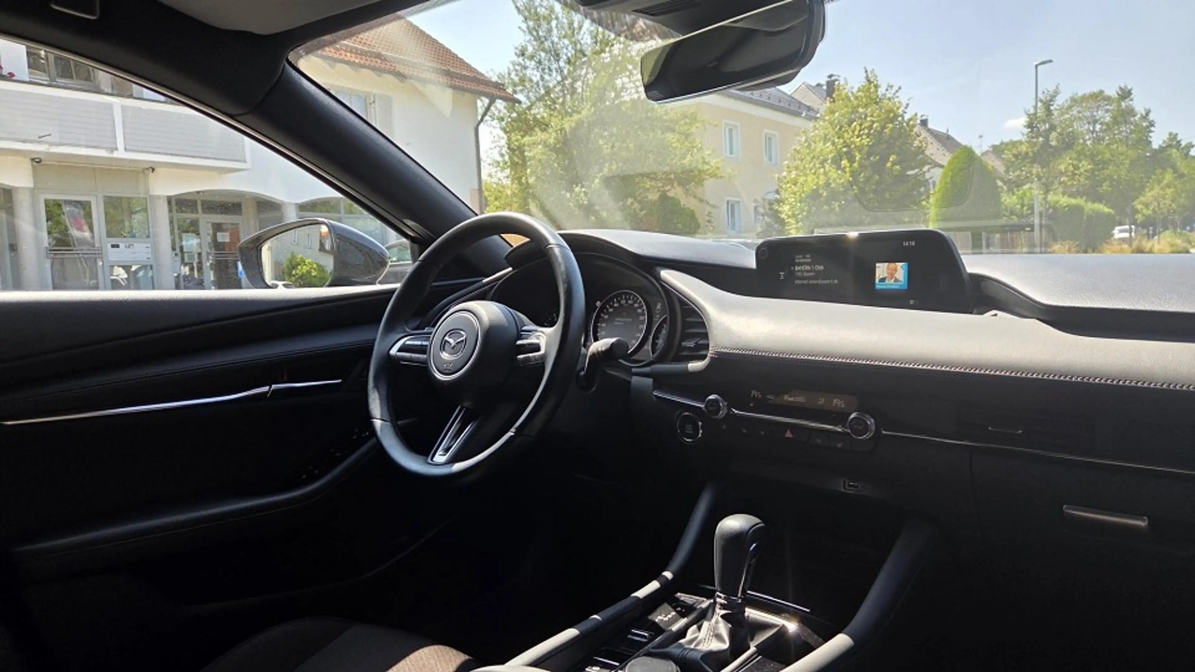 Mazda 3 als Selection mit Desgin- und I-Active Paket 1 Jah — photo 10