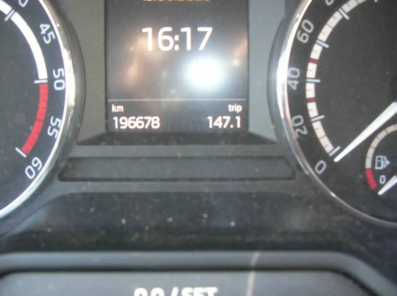SKODA OCTAVIA COMBI RS 2.0 TDI - BVM - CAMÉRA DE RECUL - PACK SPORT - CT RECENT