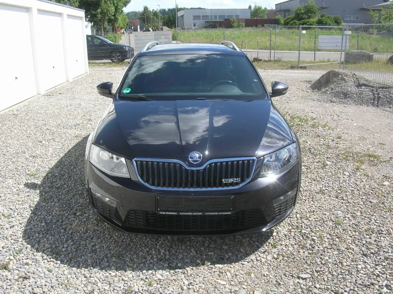 SKODA OCTAVIA COMBI RS 2.0 TDI - BVM - CAMÉRA DE RECUL - PACK SPORT - CT RECENT