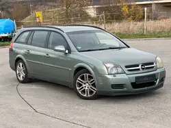 Find Green Opel Vectra for sale - AutoScout24
