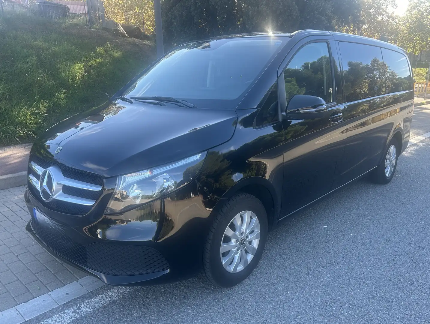 Mercedes-Benz V 220 Clase V 220d Largo 9G Tronic Negro - 2