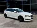 Audi A3 1.6 tdi Young Edition 90cv ADATTA NEOPATENTATI Blanc - thumbnail 3