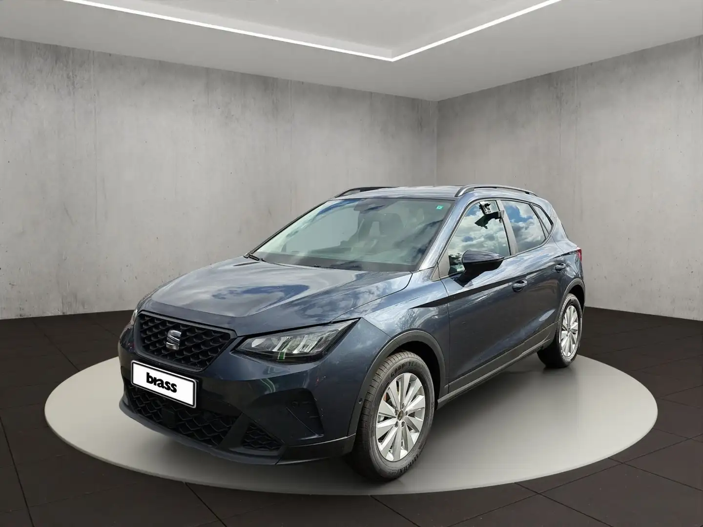 SEAT Arona Road Edition 1.0 TSI 116 PS 7-Gang-DSG Grau - 1