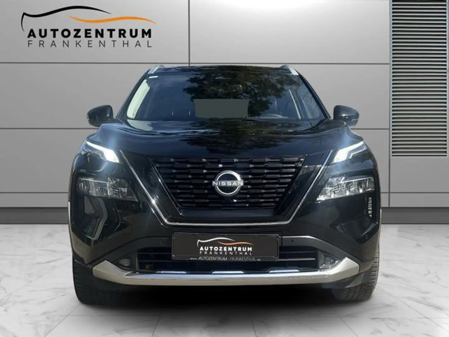 Nissan X-Trail X-Trail Tekna BOSE 360° 20" PANO KEYLESS 1.HAND Noir - 2