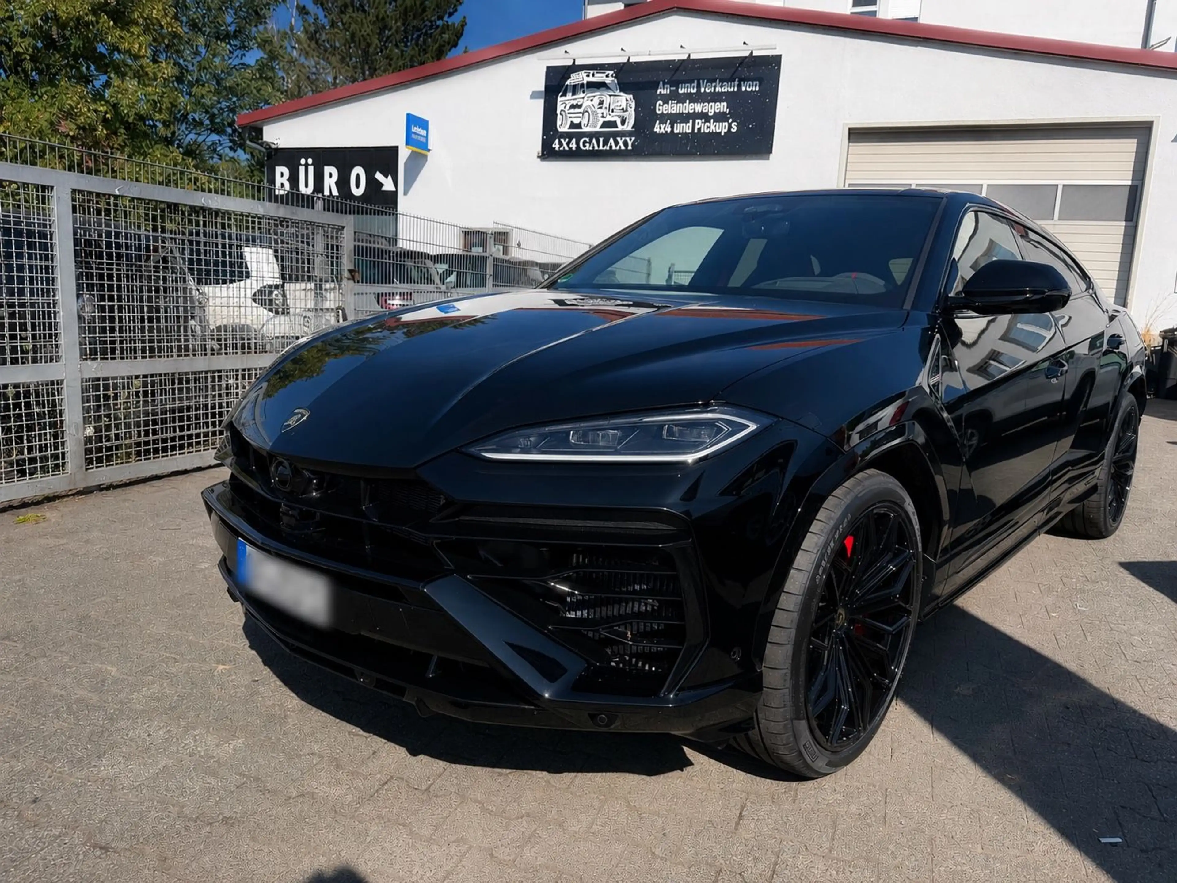 Lamborghini Urus 4.0 V8 SE, mit AHK — photo 2