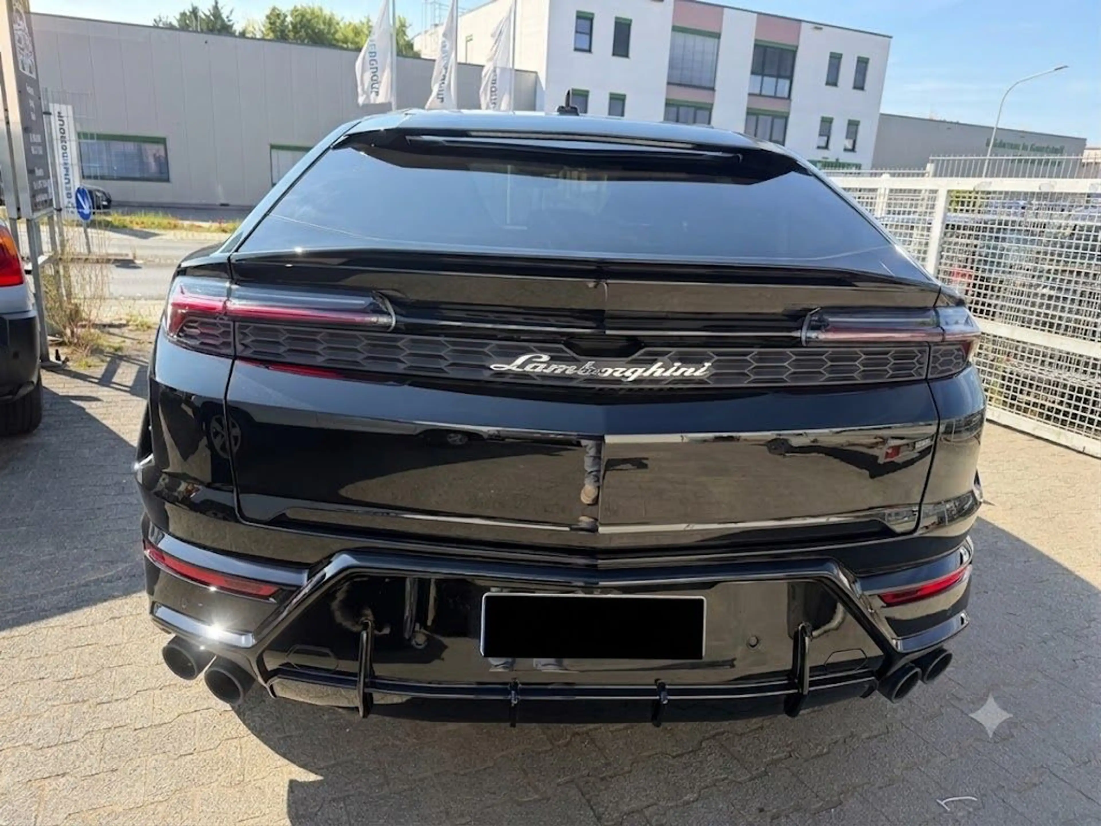 Lamborghini Urus 4.0 V8 SE, mit AHK — photo 6