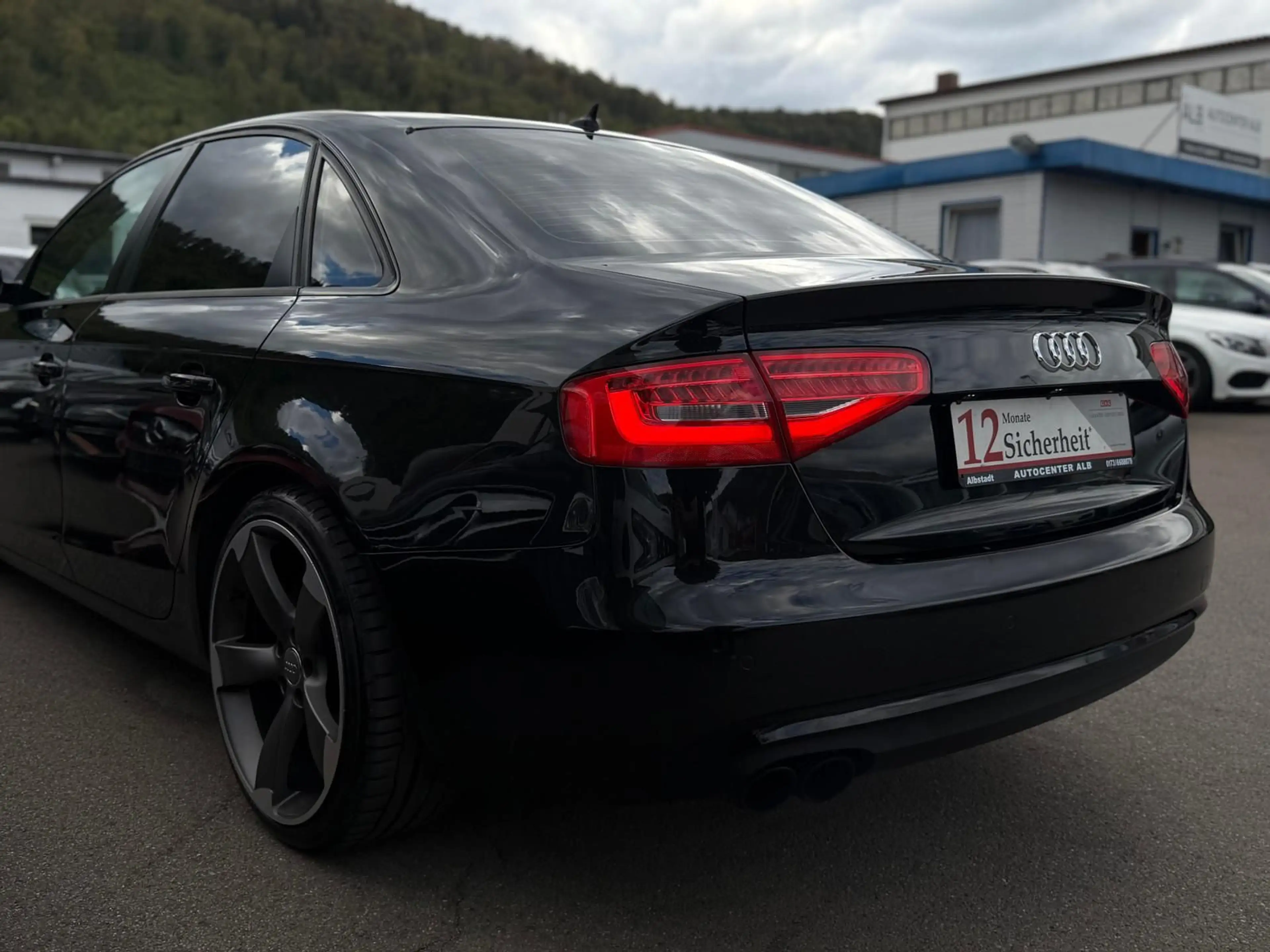 Audi A4 Ambition Lim./S-LINE/S-TRONIC/ACC/NAVI/2.HAND — photo 12