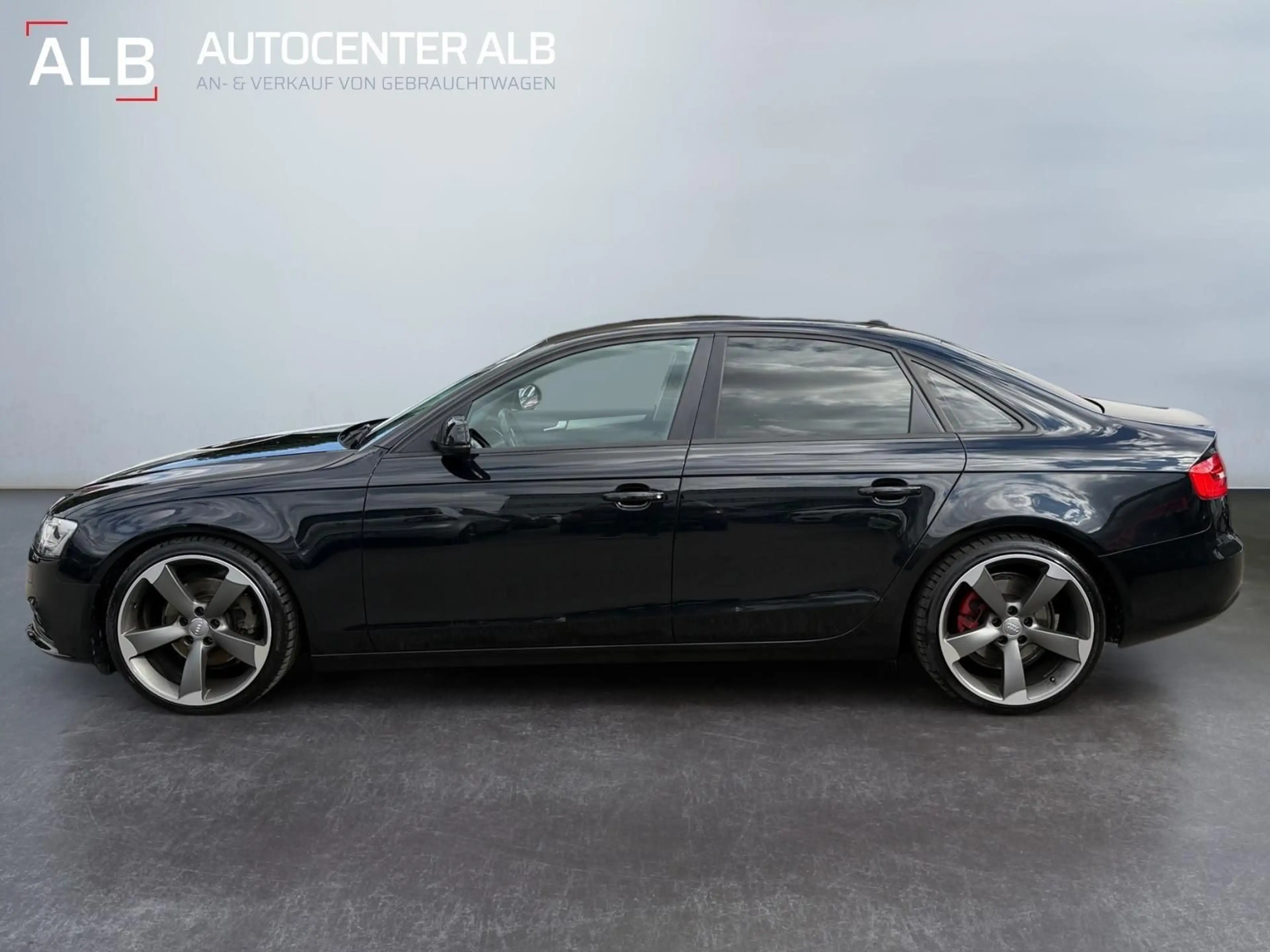 Audi A4 Ambition Lim./S-LINE/S-TRONIC/ACC/NAVI/2.HAND — photo 2