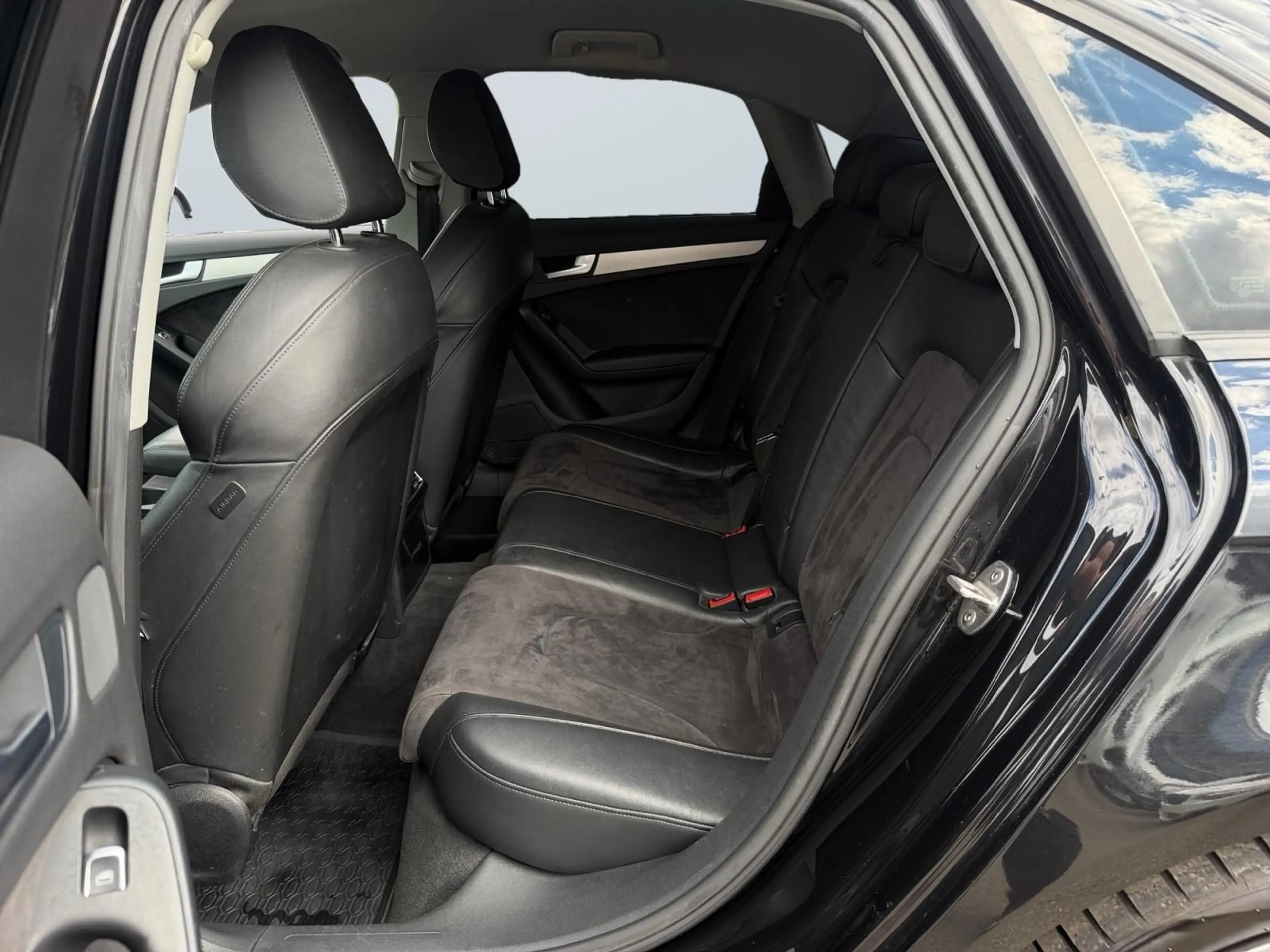 Audi A4 Ambition Lim./S-LINE/S-TRONIC/ACC/NAVI/2.HAND — photo 15